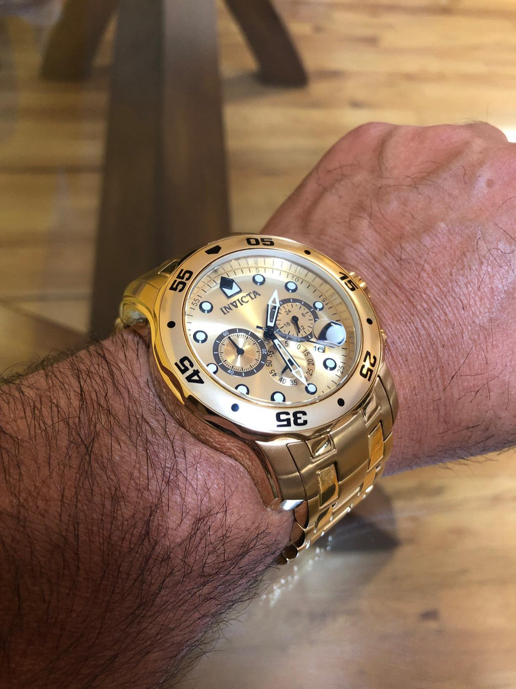 Invicta 0074 Pro Diver Scuba: características, especificaciones y ¿vale la pena comprarlo